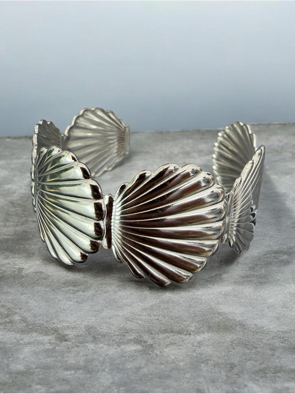 Stainless steel Silver Shell Cuff Bracelet